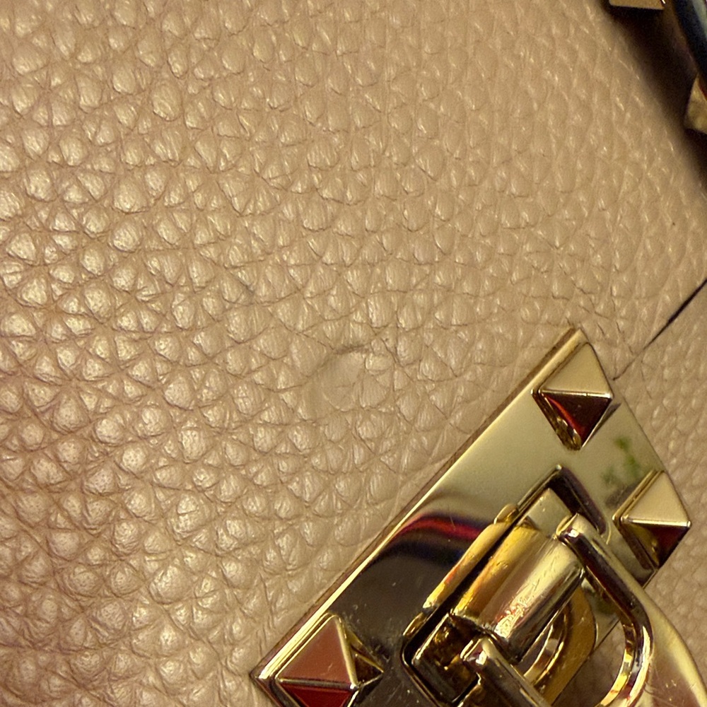 Valentino Garavani Rock Stud Leather Crossbody Bag with Gold Hardware - Picture 8 of 16